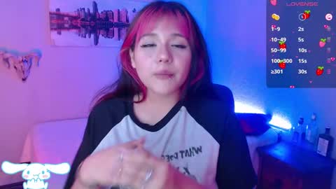 mixie_cute online show from January 11, 2025, 1:16 am