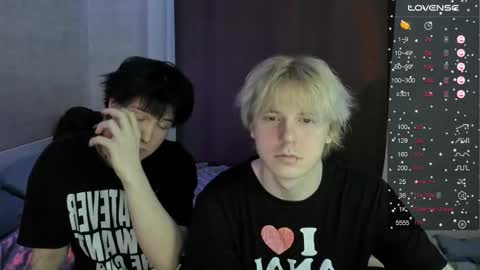 MeowMiku online show from December 4, 2025, 3:54 pm