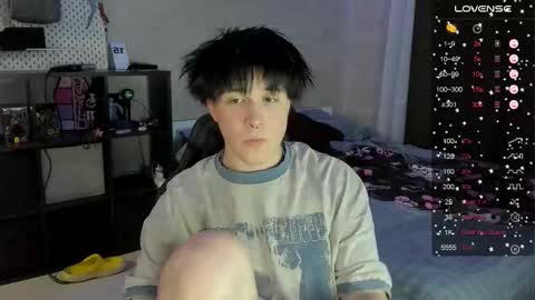 MeowMiku online show from December 5, 2025, 5:42 pm