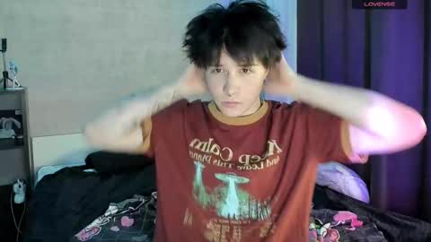 MeowMiku online show from December 17, 2025, 6:58 pm