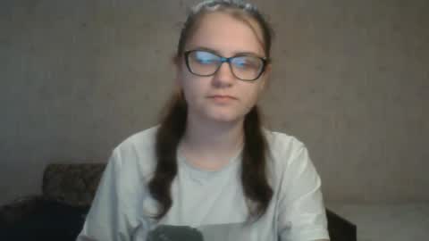 Milana online show from December 18, 2024, 10:19 am