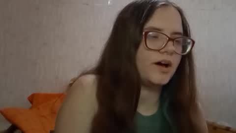 Milana online show from February 2, 2026, 10:14 am