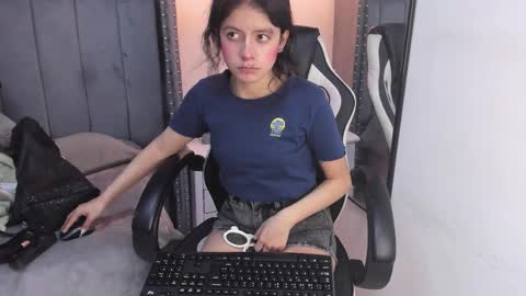 miyu_komori online show from March 3, 2026, 12:55 pm