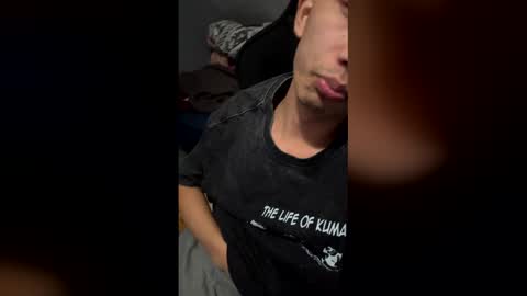 mizukix300 online show from April 20, 2026, 10:22 pm