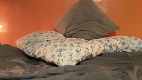 mjayx99 online show from February 4, 2025, 8:13 am