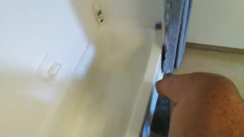 mjeffrey460699861 online show from April 5, 2026, 1:19 pm