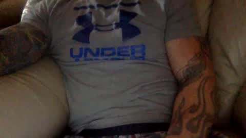 Snapshot of mjg175 chatting on December 15, 2025, 4:33 pm SexyRed online show from December 15, 2025, 4:33 pm