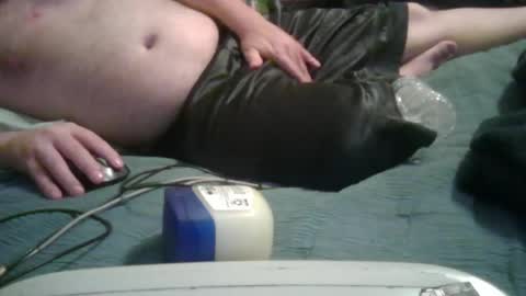 Snapshot of mjh225 chatting on June 7, 2026, 5:22 am mjh225 online show from June 7, 2026, 5:22 am