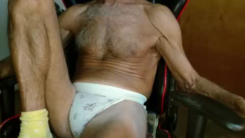 Snapshot of mjmadurengue chatting on June 11, 2026, 12:32 am Mario jose online show from June 11, 2026, 12:32 am