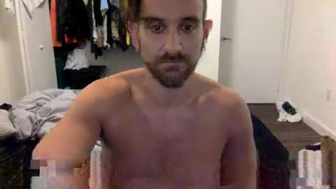 Hrny Lat  .. online show from October 28, 2025, 5:11 am