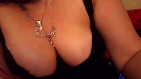 Snapshot of mkroze00027912025 chatting on June 6, 2026, 4:28 am mkroze00027912025 online show from June 6, 2026, 4:28 am