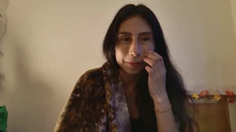 MoonLipson online show from October 25, 2025, 6:13 pm