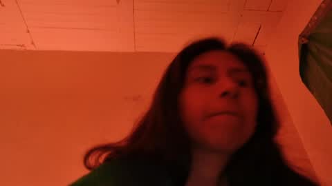 MoonLipson online show from June 7, 2026, 3:21 am
