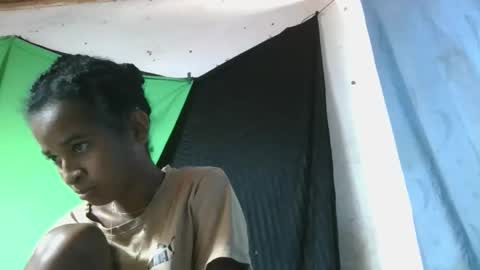 Snapshot of mmerela chatting on March 3, 2026, 7:36 am mmerela online show from March 3, 2026, 7:36 am