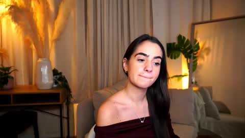 milkyway  online show from November 30, 2025, 5:17 pm