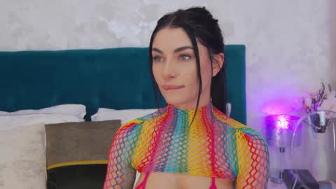 Jessie online show from December 4, 2024, 1:14 am