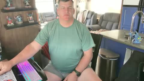 mmmthatsfunnn online show from February 25, 2026, 8:29 pm