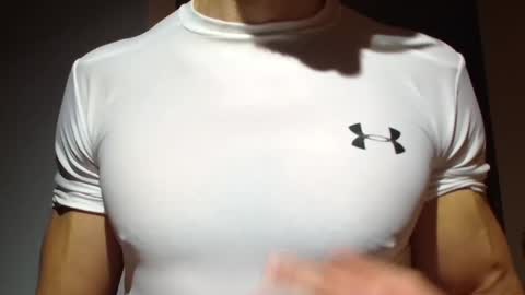 mmuscularman online show from September 19, 2025, 7:32 am