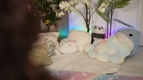 Snapshot of moan_4_you chatting on May 16, 2026, 6:17 pm Ruxxx online show from May 16, 2026, 6:17 pm