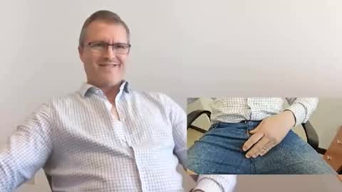 Moe online show from September 22, 2025, 7:05 pm