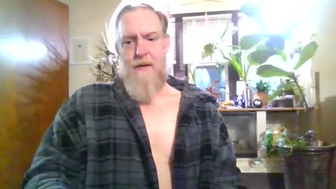 Snapshot of moeblick chatting on November 26, 2025, 1:12 pm moeblick online show from November 26, 2025, 1:12 pm