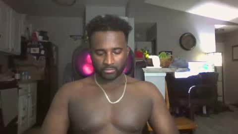 Snapshot of moed1987 chatting on December 8, 2024, 5:50 am Carluv99 online show from December 8, 2024, 5:50 am