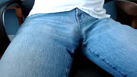 mohotr online show from November 14, 2025, 11:02 pm