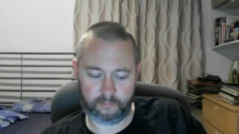 Snapshot of moistfalafel chatting on June 17, 2026, 11:05 pm Jode online show from June 17, 2026, 11:05 pm