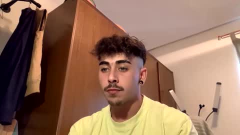 Snapshot of mojitoxxx69 chatting on March 4, 2026, 12:33 pm mojitoxxx69 online show from March 4, 2026, 12:33 pm