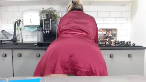 erika online show from March 2, 2025, 3:37 pm