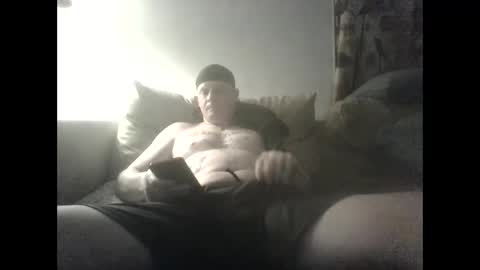 Snapshot of mojozz chatting on April 20, 2026, 9:45 am LookinForFun online show from April 20, 2026, 9:45 am
