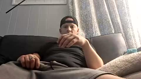 Snapshot of mojozz chatting on July 12, 2026, 8:22 pm LookinForFun online show from July 12, 2026, 8:22 pm