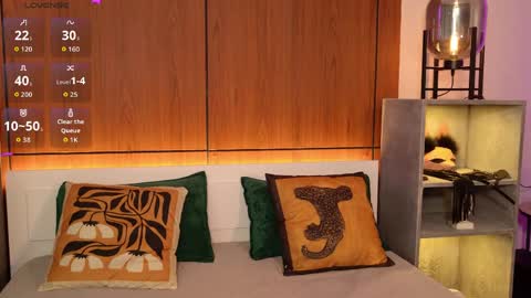 moliqin online show from April 25, 2026, 7:22 am