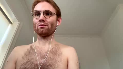 molliter online show from October 7, 2025, 3:09 pm