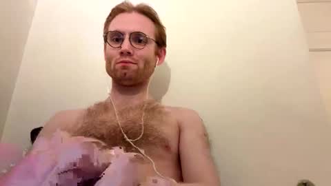 molliter online show from October 13, 2025, 7:36 pm