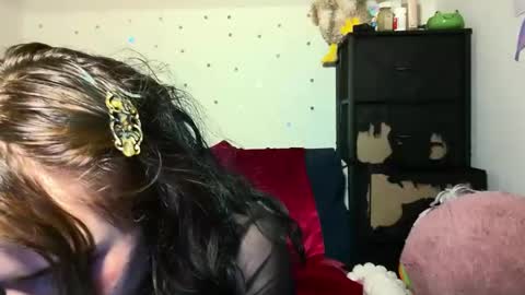 Snapshot of molly0317 chatting on May 28, 2026, 2:53 am Molly Bee online show from May 28, 2026, 2:53 am