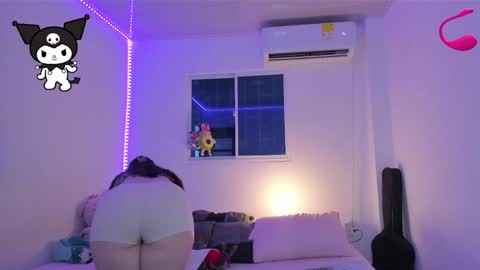 Snapshot of molly_g18 chatting on January 19, 2025, 3:18 am MARIANA online show from January 19, 2025, 3:18 am