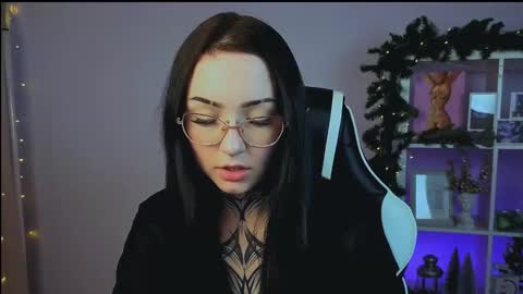 molly_kisss online show from December 14, 2025, 8:09 am