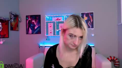 molly_lesser online show from January 11, 2026, 10:48 pm