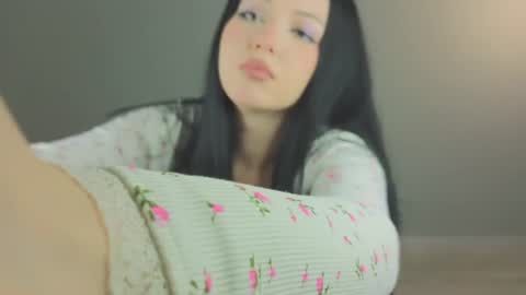 molly_millerr online show from July 21, 2026, 8:55 pm