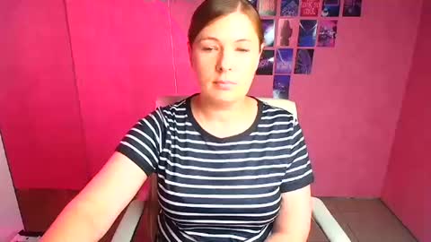 Snapshot of molly_mis chatting on June 26, 2026, 11:47 am Molly online show from June 26, 2026, 11:47 am