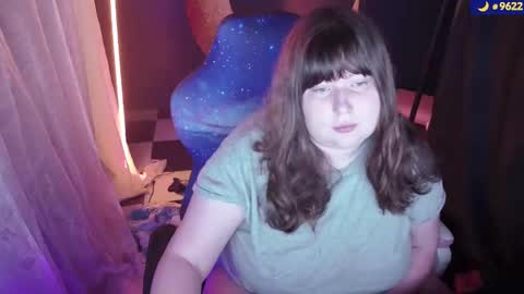molly_moons online show from October 12, 2025, 10:42 pm