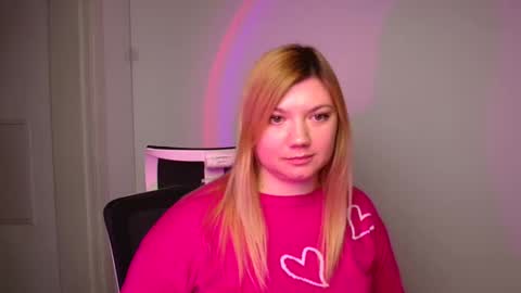Snapshot of molly_moree chatting on January 9, 2025, 3:12 pm Molly online show from January 9, 2025, 3:12 pm