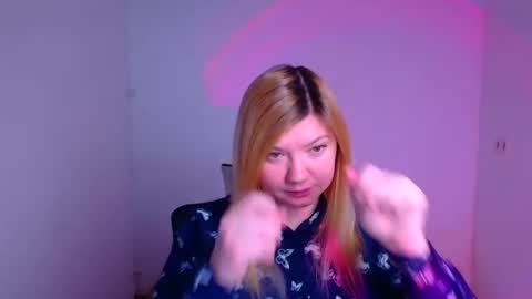 Snapshot of molly_moree chatting on February 1, 2025, 6:21 am Molly online show from February 1, 2025, 6:21 am