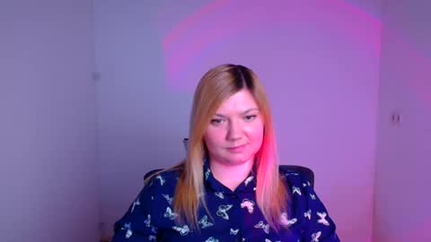 Snapshot of molly_moree chatting on February 1, 2025, 9:21 am Molly online show from February 1, 2025, 9:21 am