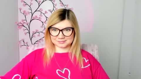 Molly online show from February 25, 2026, 12:37 pm