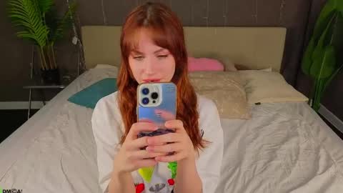 Molly online show from April 24, 2026, 11:40 pm