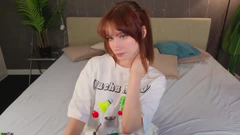 Molly online show from April 29, 2026, 12:16 am