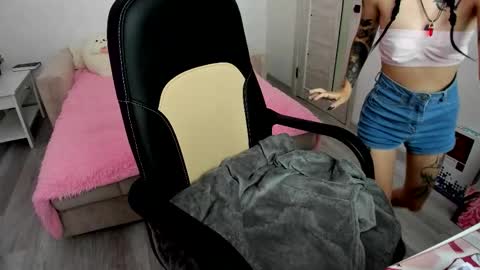 Snapshot of molly_sweetbaby chatting on September 8, 2025, 2:16 pm Ill tell you when were private online show from September 8, 2025, 2:16 pm