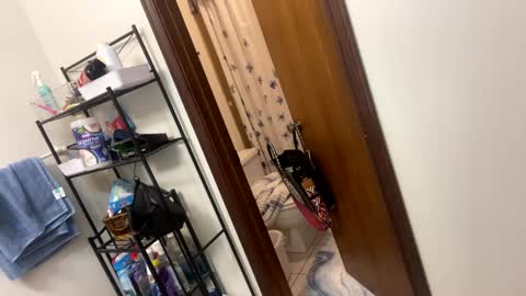 Snapshot of molly_theslut chatting on February 19, 2025, 12:57 am molly_theslut online show from February 19, 2025, 12:57 am